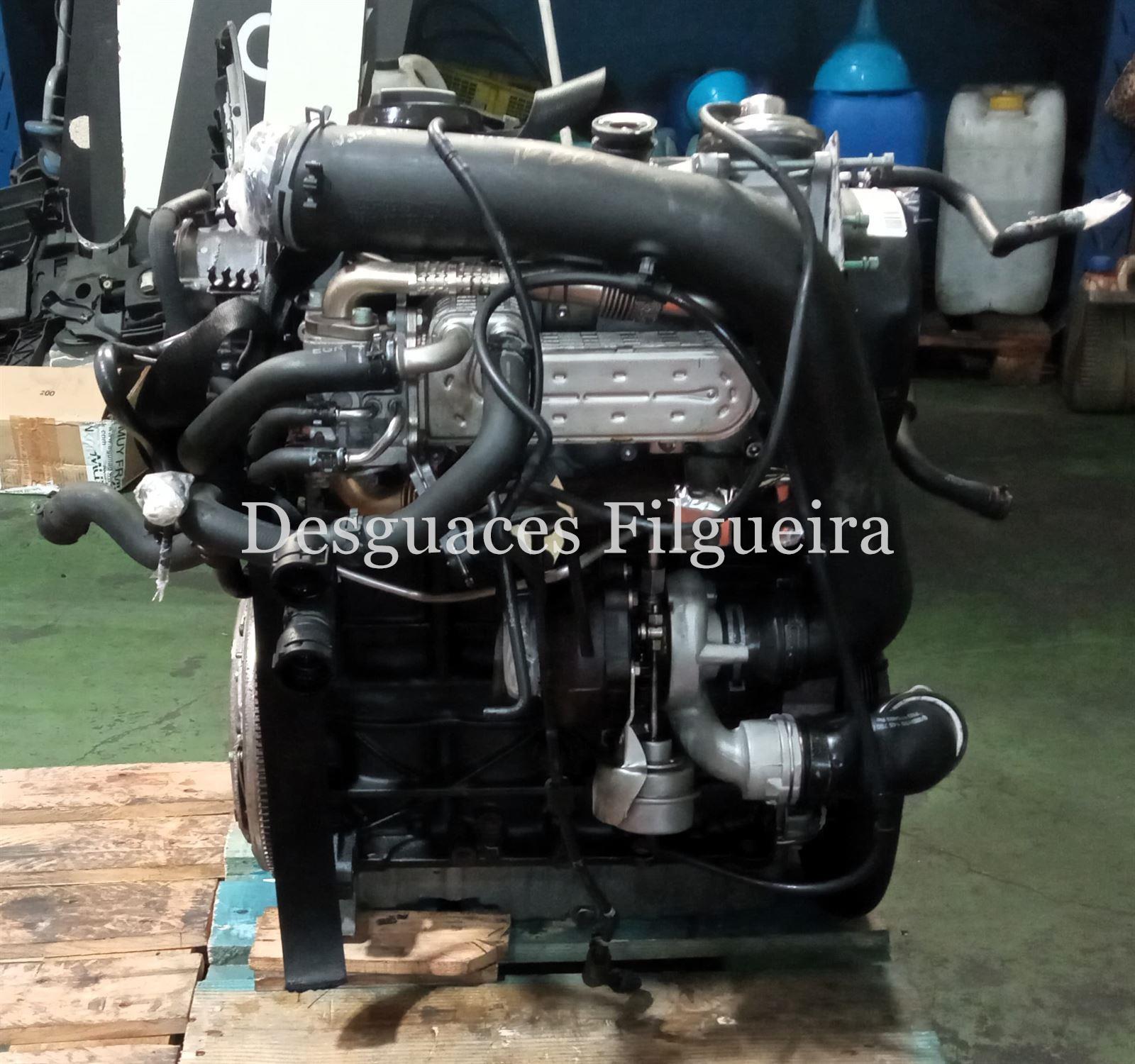 Motor completo de Audi A3 1.9 TDI 106 cv, código de motor BKC, año 2017. - Imagen 4