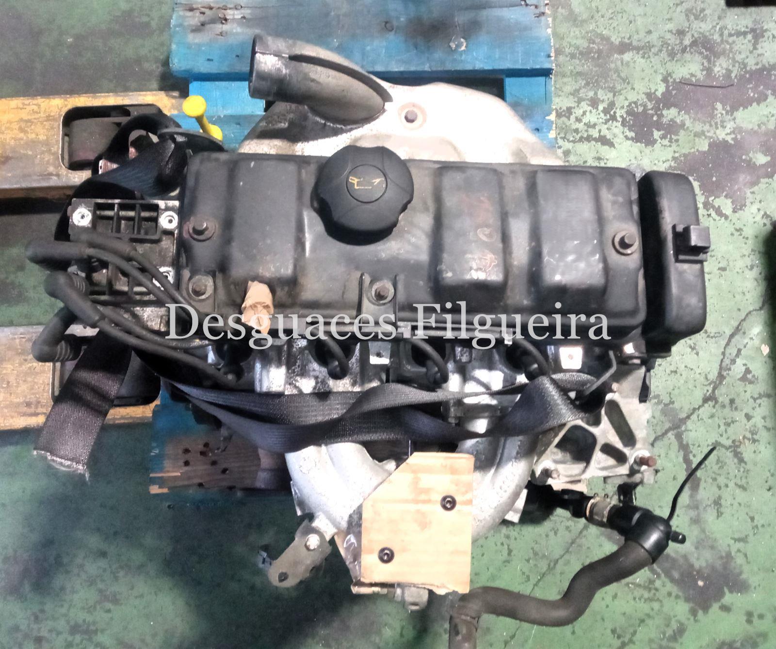 Motor completo de Citroen Saxo 1.1 60cv, código de motor HDZ, año 1999. - Imagen 5