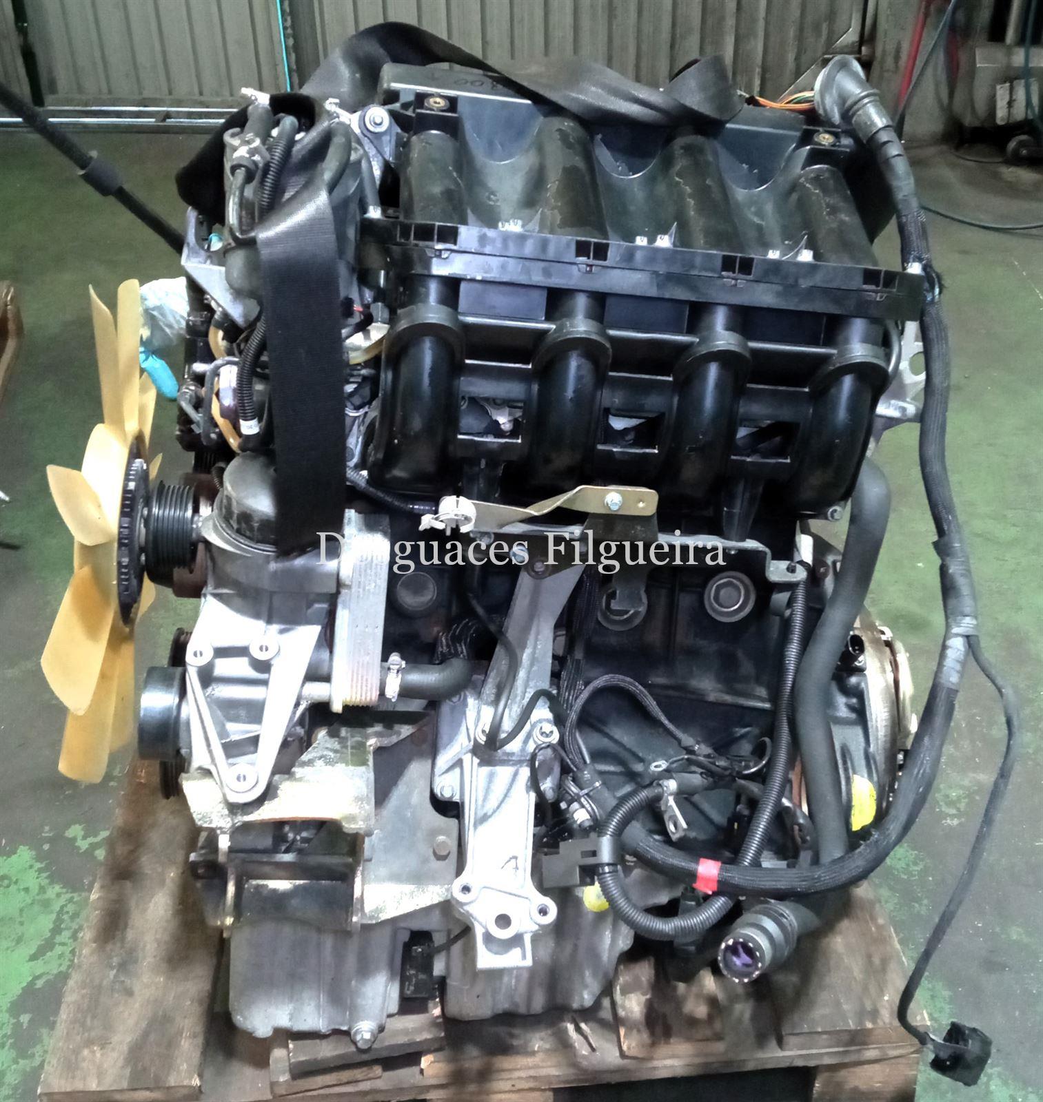 Motor completo de Mercedes-Benz Sprinter 3-t Furgón, 313 CDI, 129 cv, código de motor 611981, año 2006. - Imagen 4