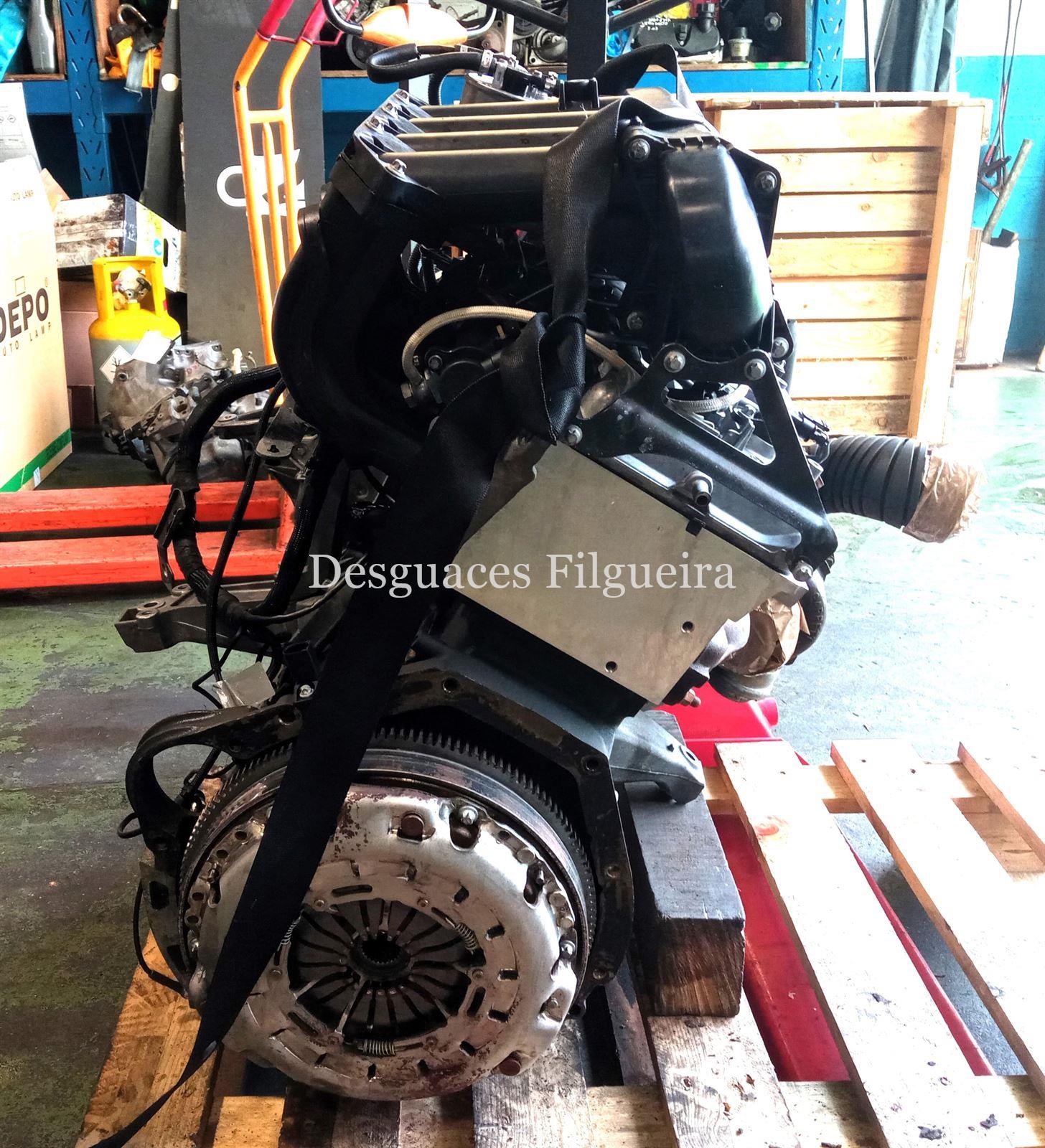 Motor completo de Mercedes-Benz Sprinter 4-t 413 CDI, 129 cv, código de motor 611.981, año 2006. - Imagen 3