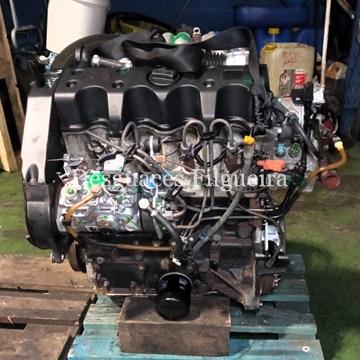 Motor completo de Peugeot 106, 1.5D, 55 cv, código de motor VJZ, año 1999. - Imagen 2