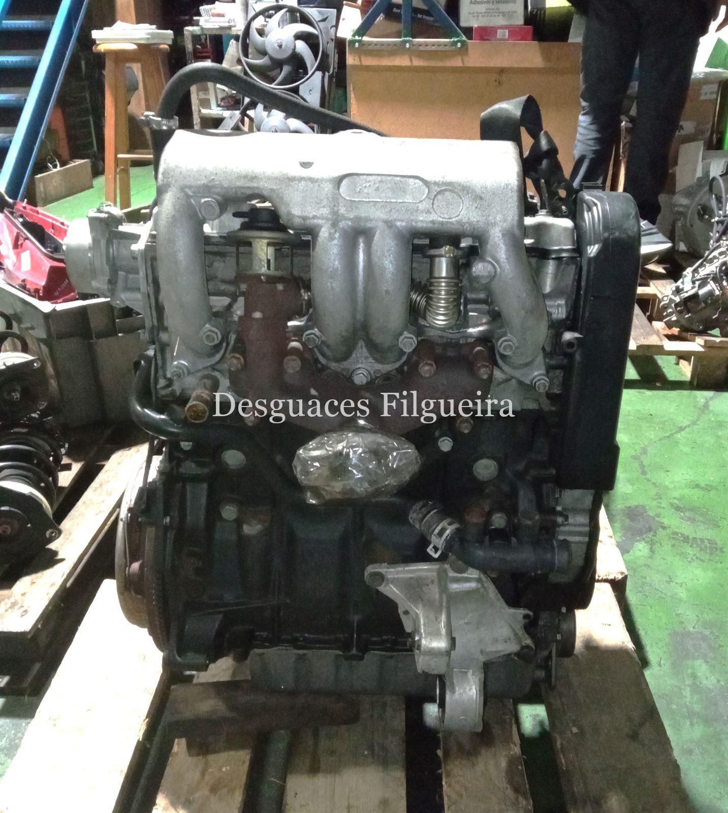 Motor completo de Peugeot 205 II 1.7 Diesel, 60 cv, código de motor A9A, año 1998 - Imagen 6
