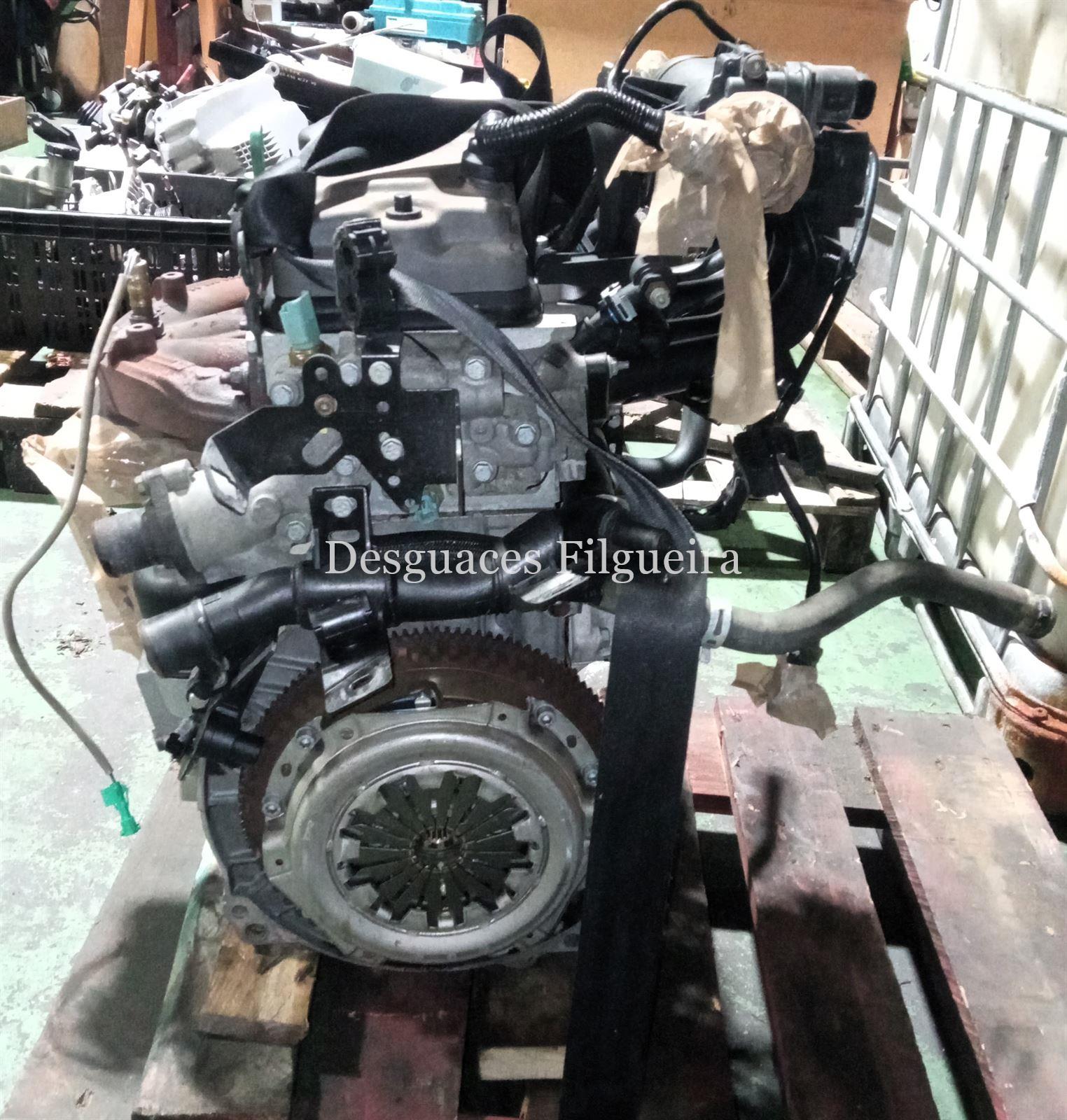 Motor completo de Peugeot  206, 1.4 i, 75 cv, código de motor: KFW, año 2001. - Imagen 2