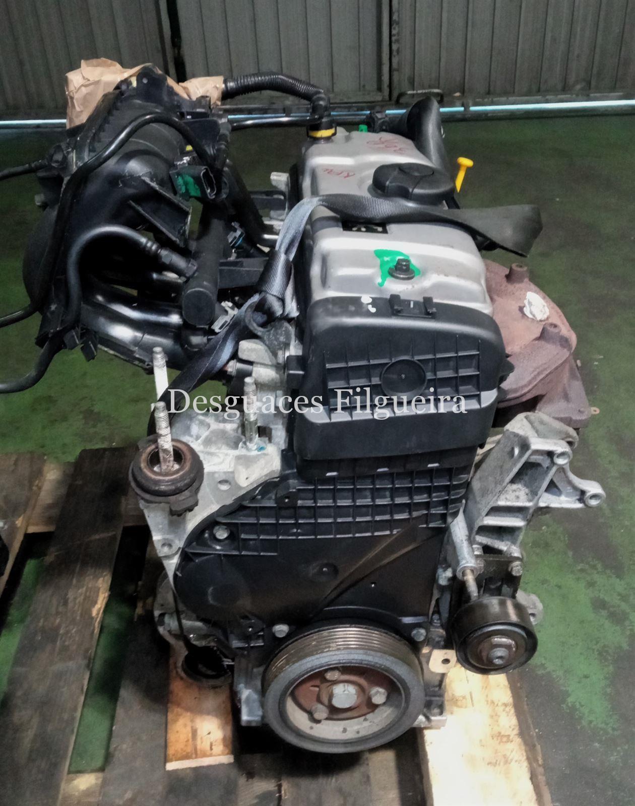 Motor completo de Peugeot 206, 1.4 i, 75 cv, código de motor KFW, año 2002. - Imagen 5