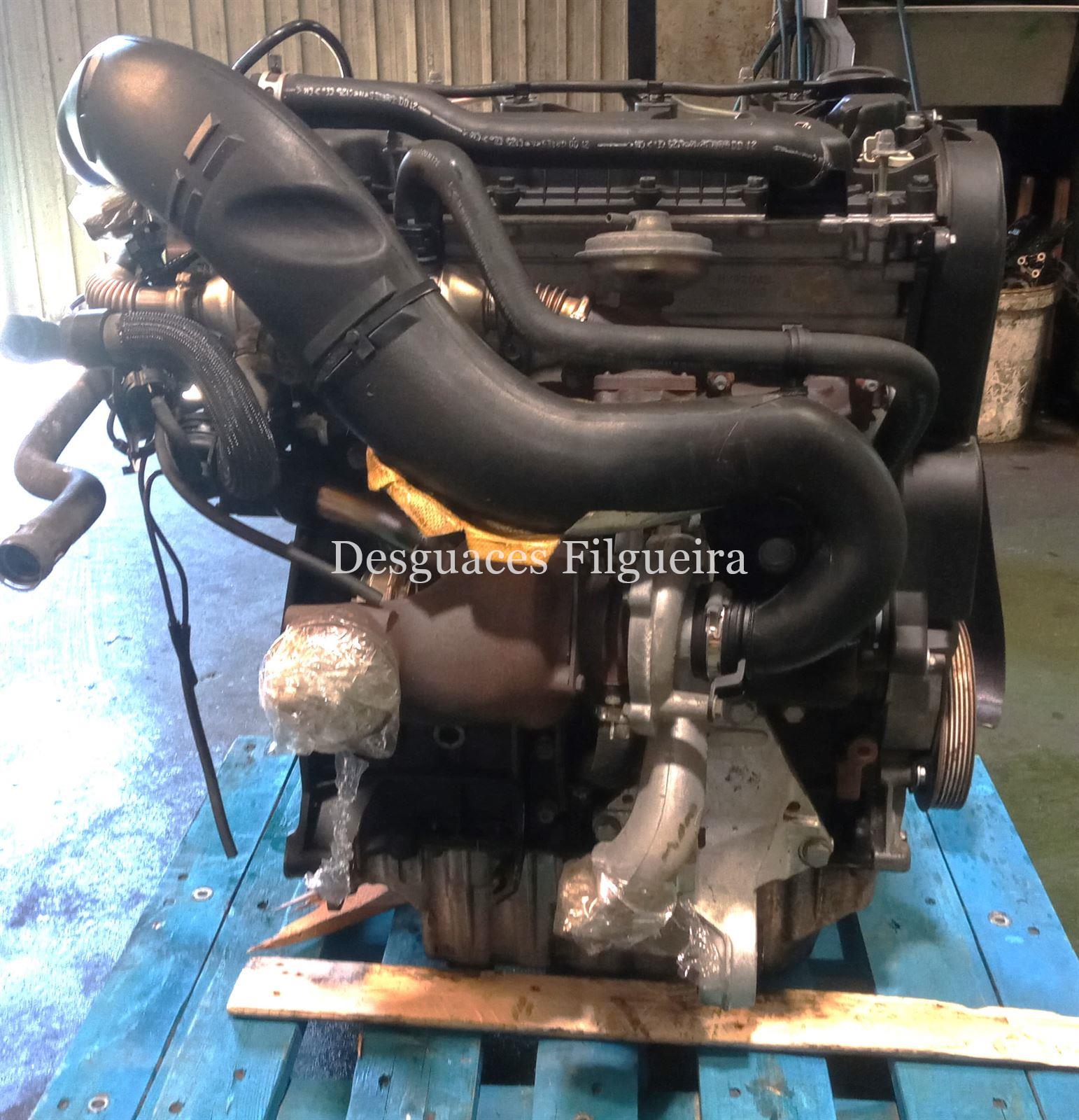 Motor completo de Peugeot 406 2.2 HDi, 133 cv, código de motor 4HX, año 2000. - Imagen 5