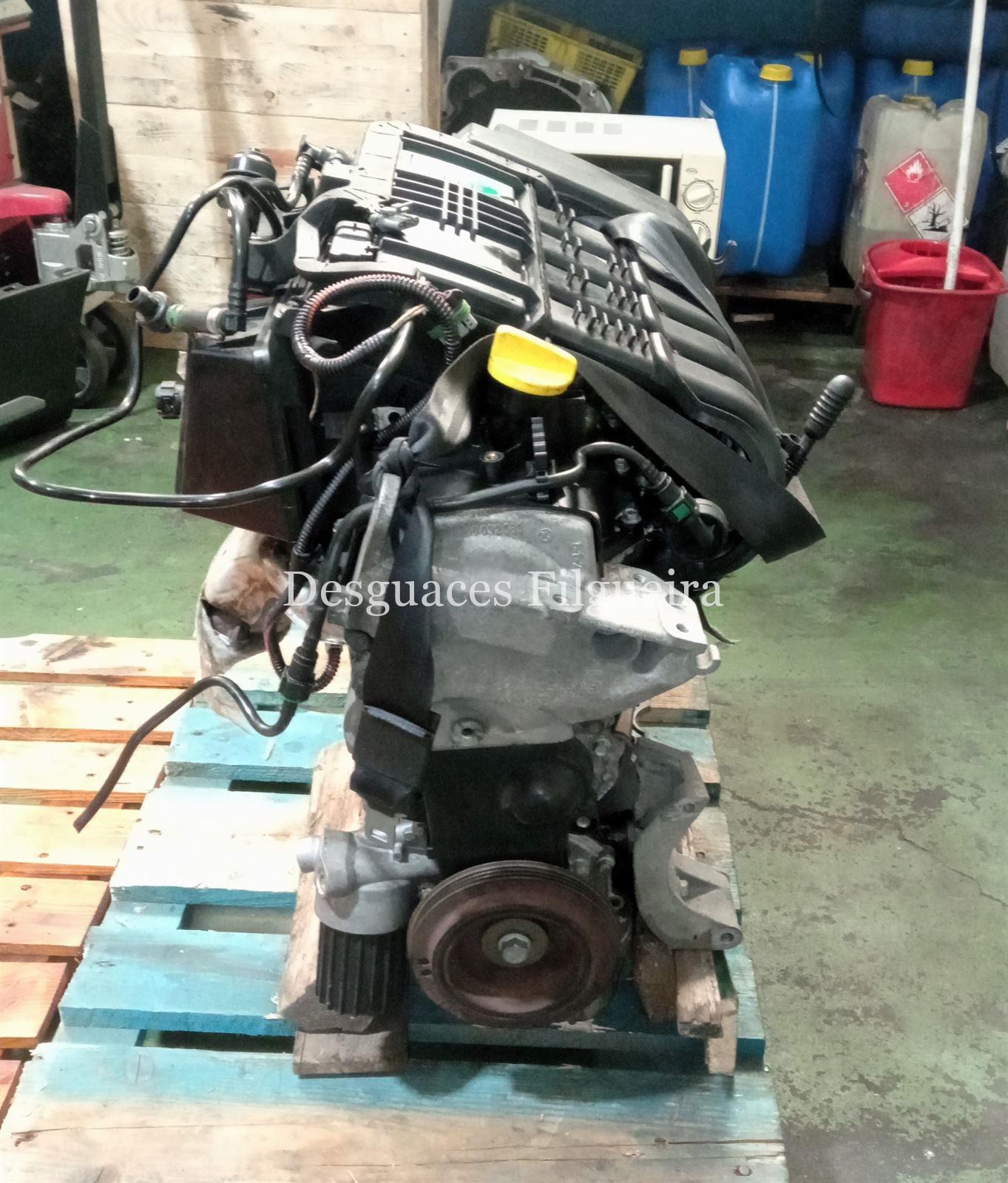 Motor completo de Renault Clio II Fase I, 1.2 16V, 75 cv, código de motor D4F B 712, año 2001. - Imagen 1