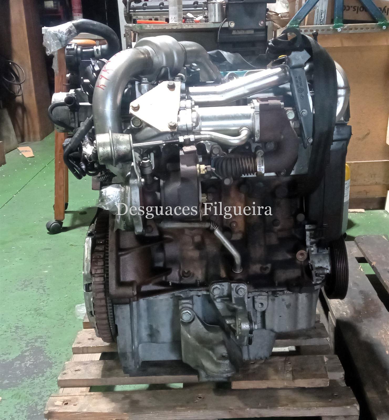 Motor completo de Renault Clio III 1.5 dCi 86 cv, código de motor: K9K T766, año 2005. - Imagen 5