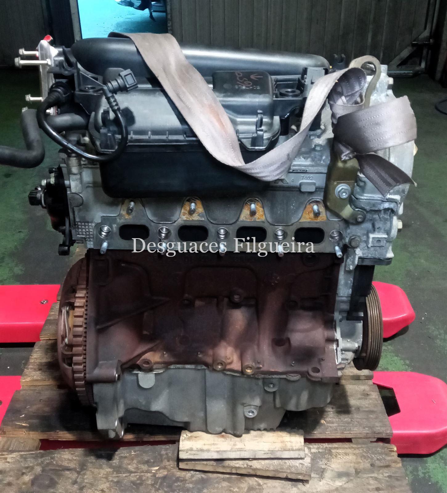 Motor completo de Renault Modus 1.4, 98 cv, código de motor K4JG70, año 2005. - Imagen 2