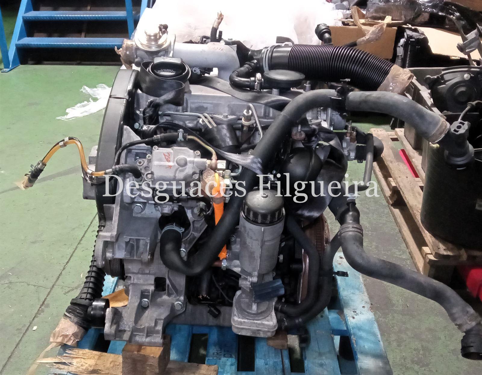 Motor completo de Volkswagen Bora Berlina 1.9 TDI, 90 cv, código de motor ALH, año 2001. - Imagen 3