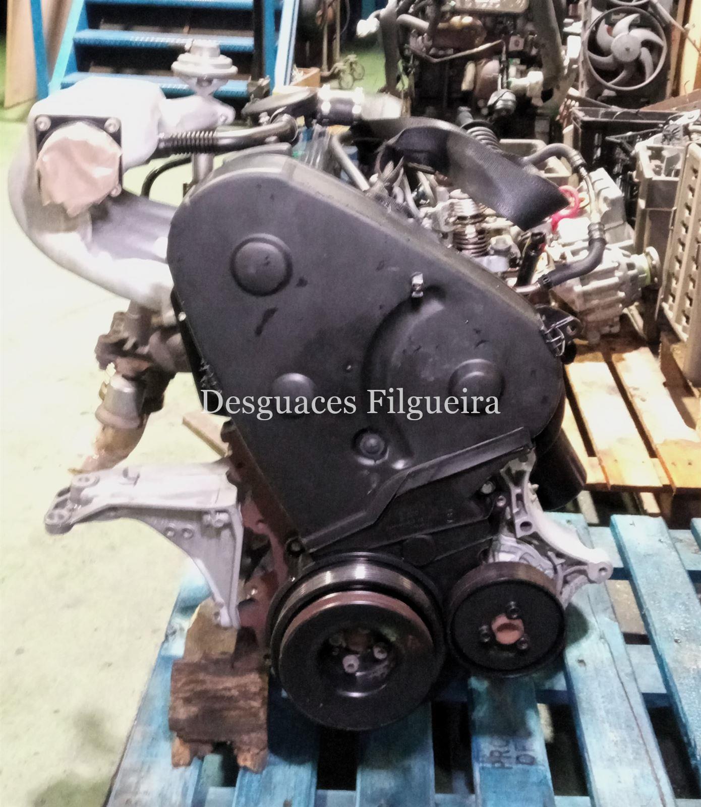 Motor completo de Volkswagen Golf III, 1.9 D, 65 cv, código de motor 1Y, año 1996. - Imagen 5