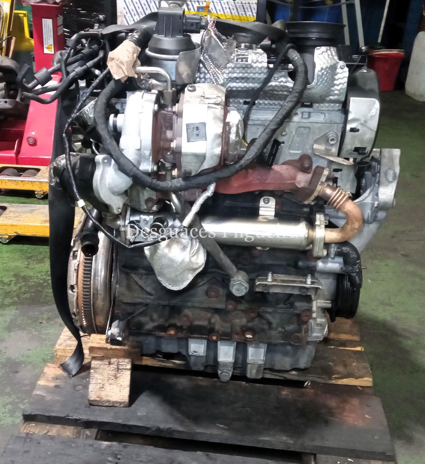 Motor completo de Volkswagen Scirocco 2.0 TDI, 140cv, código de motor CBD, año 2010. - Imagen 2