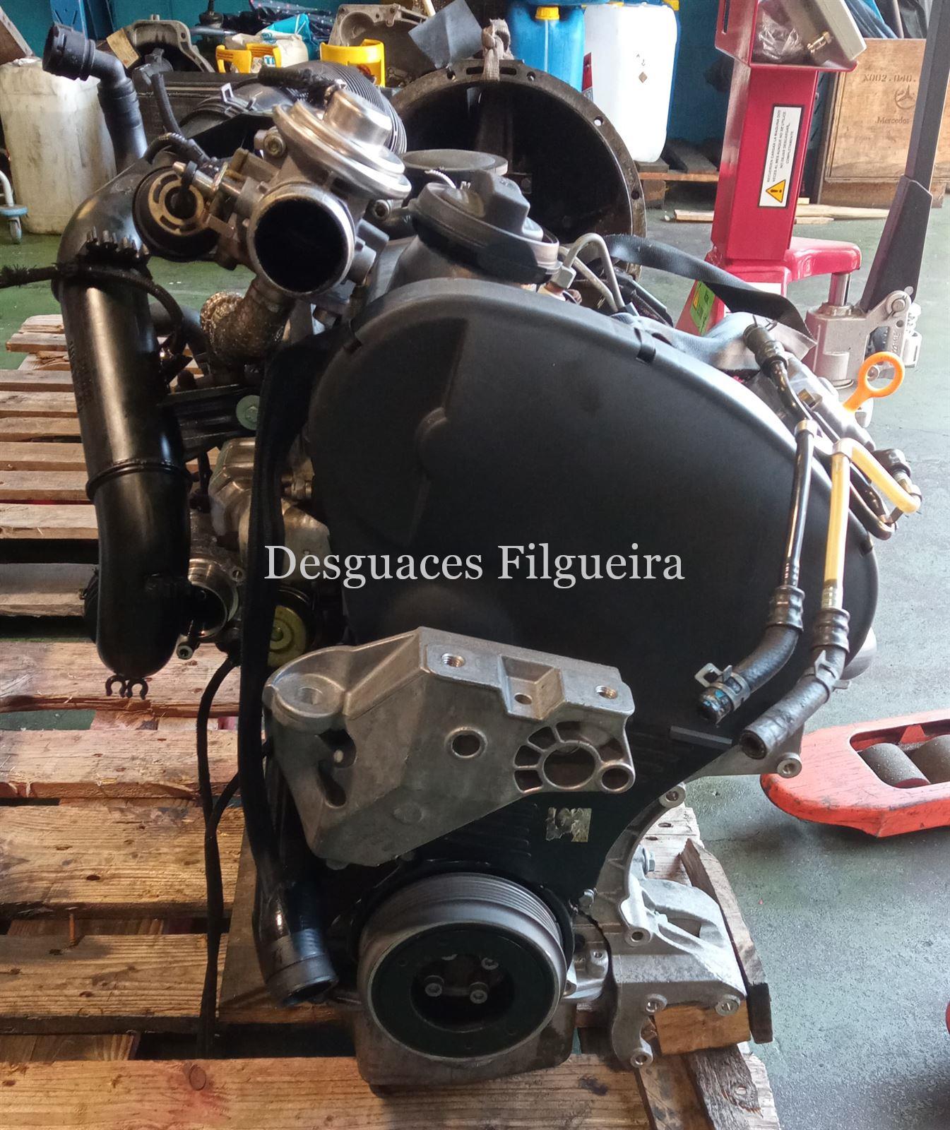 Motor completo Volkswagen Golf IV 1.9 TDI AGR - Imagen 4