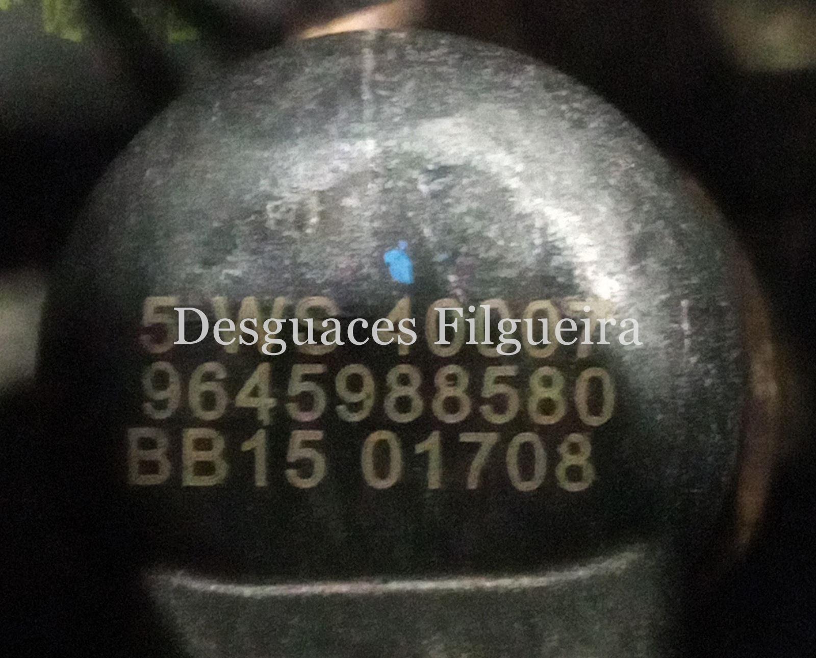 Motor de Citroen C3, 1.4 HDi, 68 cv, código de motor  8HX, año 2002. - Imagen 3