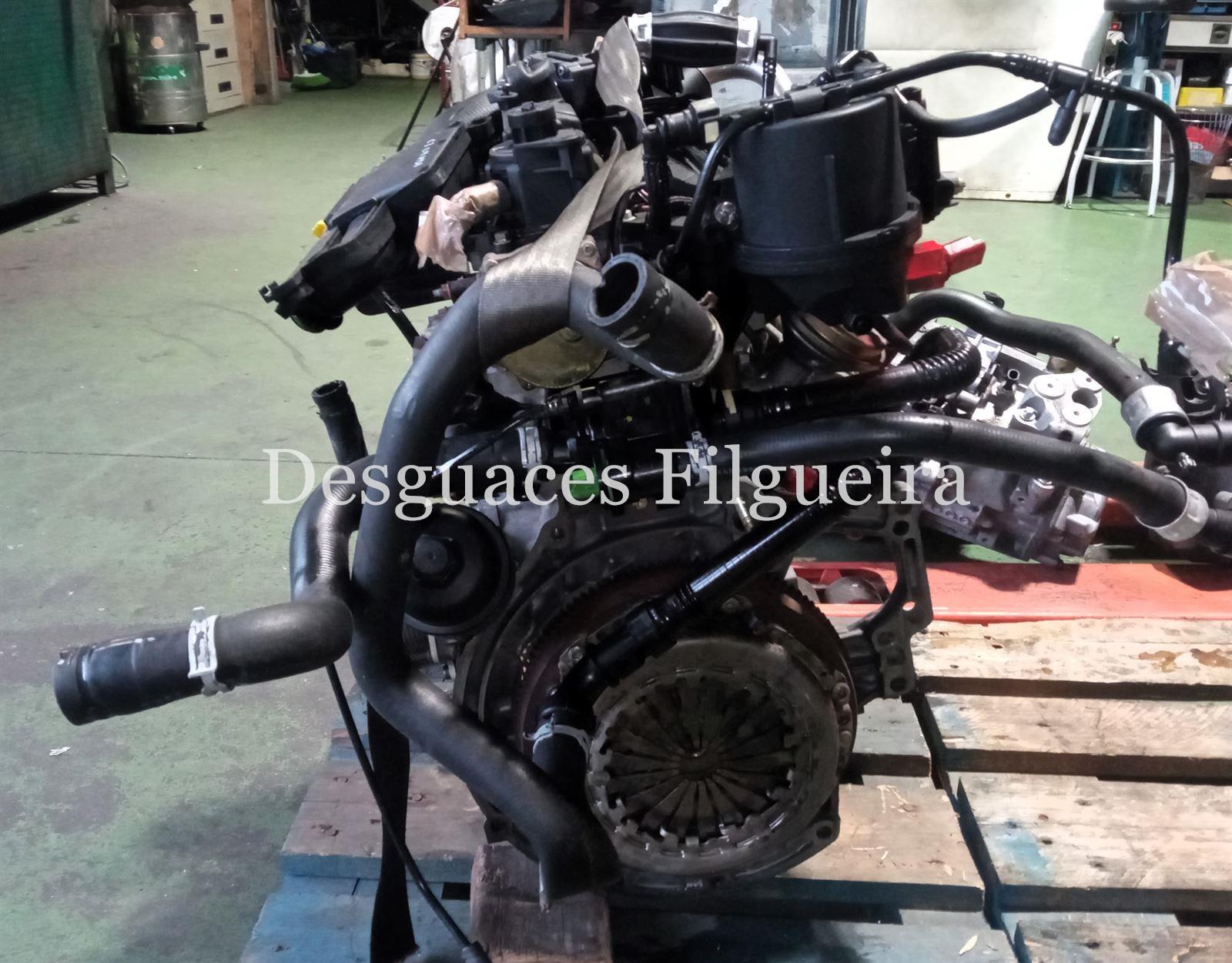 Motor de Citroen C3, 1.4 HDi, 68 cv, código de motor  8HX, año 2002. - Imagen 6