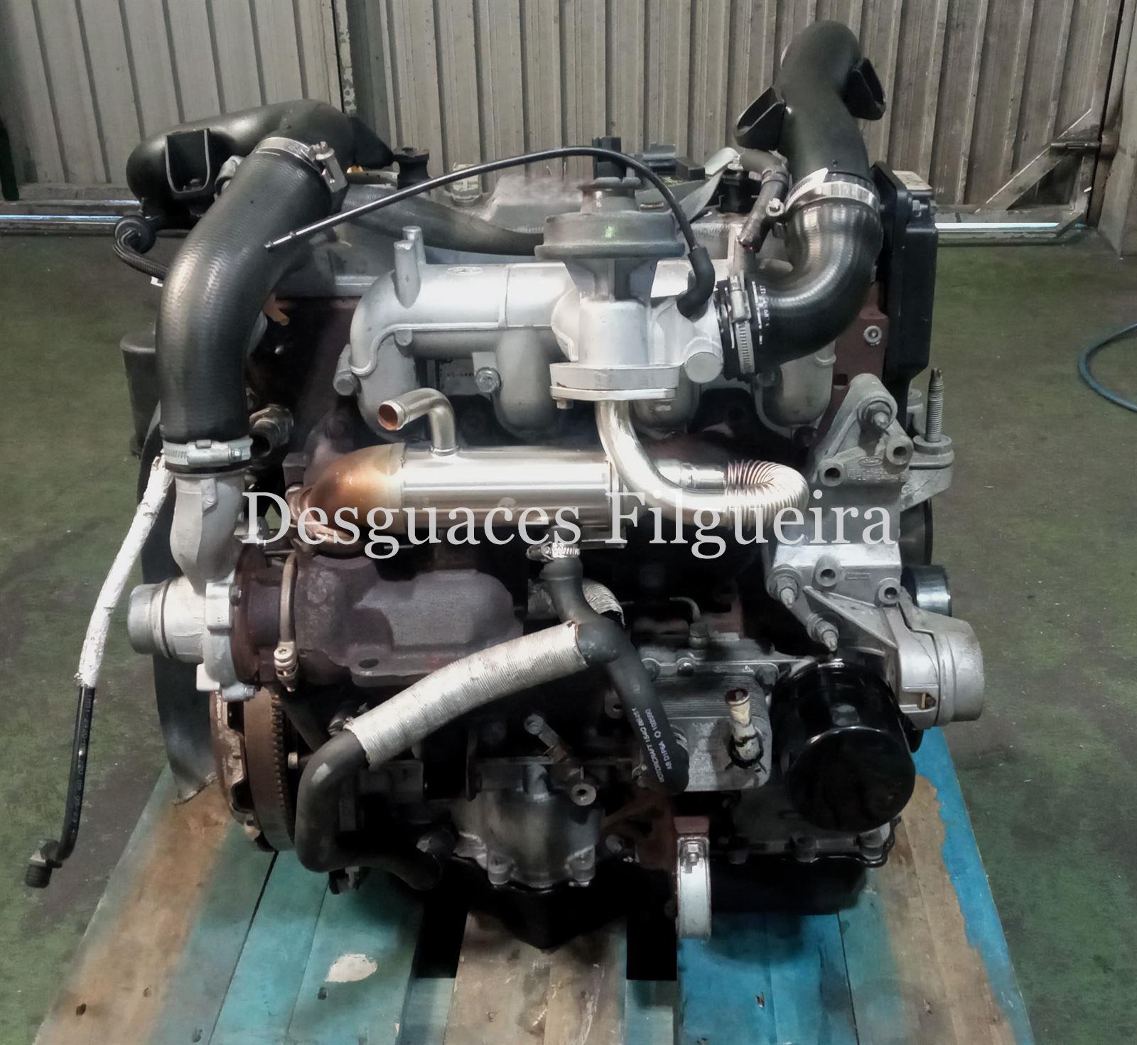 Motor de Ford Tourneo Connect 1.8 Turbo Di, 90 cv, código de motor HCPB, año 2006. - Imagen 4