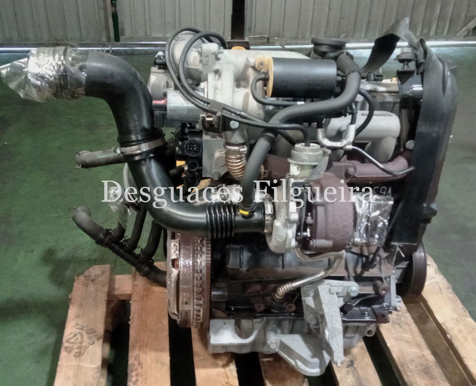 Motor de Renault Megane II 1.9 dci, 120 cv, código de motor F9Q900, año 2005. - Imagen 2