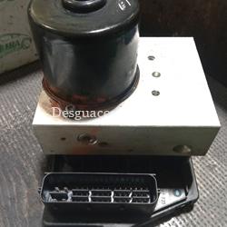 Nucleo ABS de Mercedes-Benz Clase C Sportcoupe 2.2 C 220 CDI, 143 cv, código de motor 611.962, año 2007. - Imagen 1