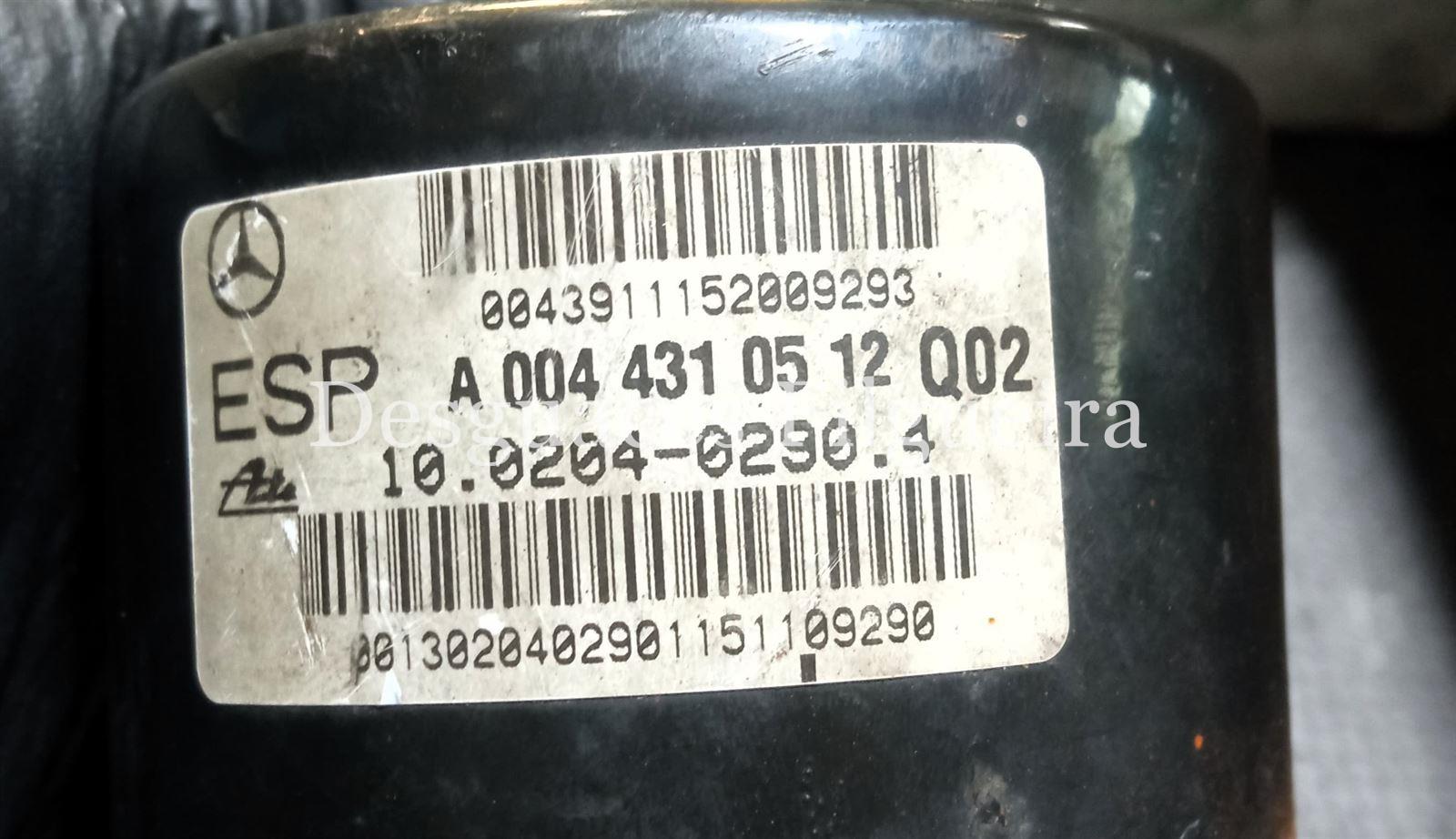 Nucleo ABS de Mercedes-Benz Clase C Sportcoupe 2.2 C 220 CDI, 143 cv, código de motor 611.962, año 2007. - Imagen 2