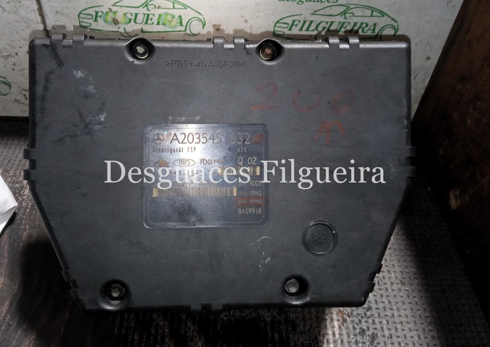 Nucleo ABS de Mercedes-Benz Clase C Sportcoupe 2.2 C 220 CDI, 143 cv, código de motor 611.962, año 2007. - Imagen 4