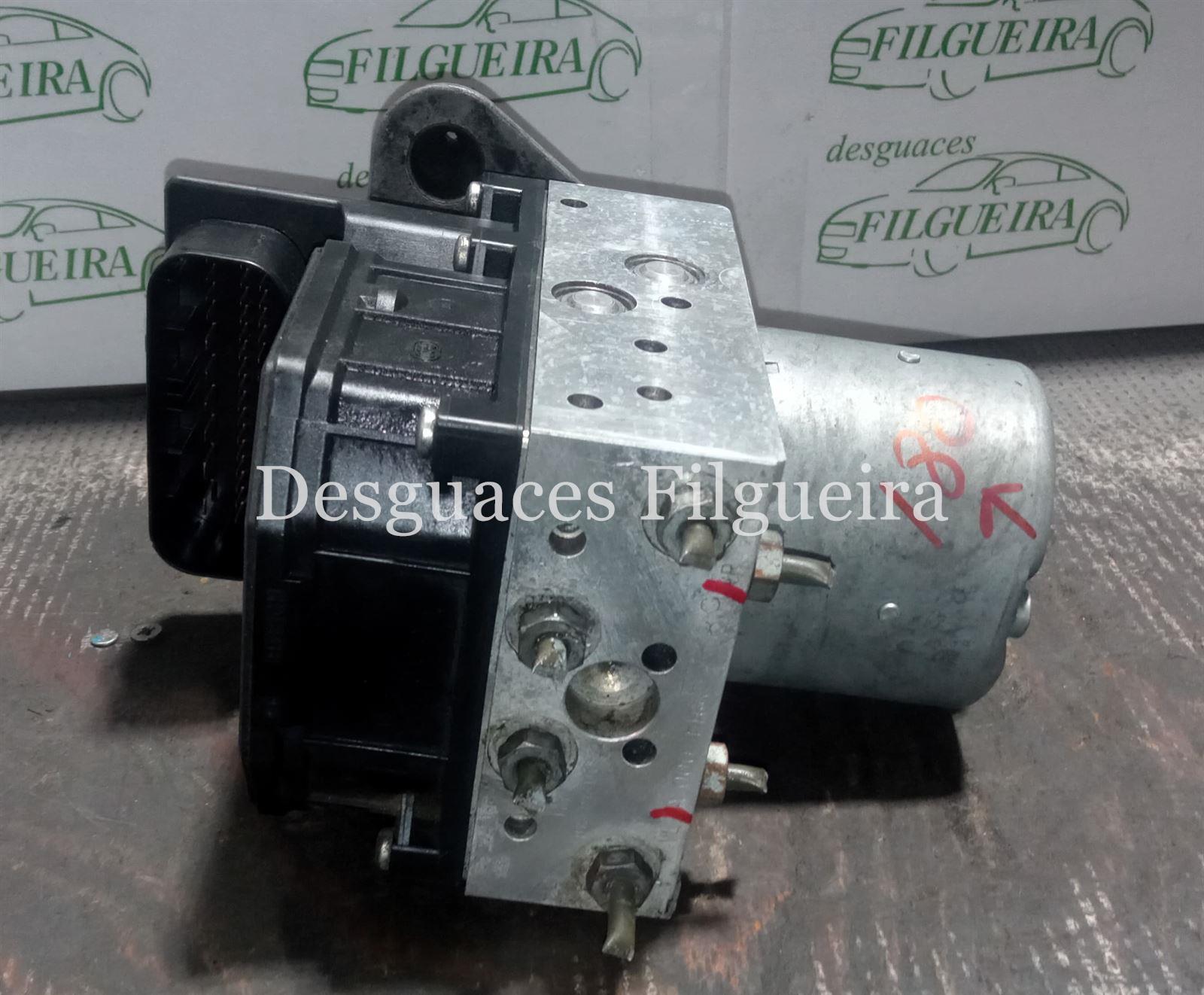 Núcleo ABS de Mercedes-Benz Sprinte 4-t 413 CDI, 129 cv, código de motor 611.981, año 2006. - Imagen 1