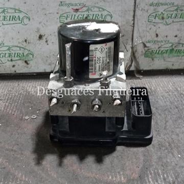 Núcleo ABS de Renault Megane III, 1.5 dCi, 90cv, código de motor K9KH834, año 2011. - Imagen 1
