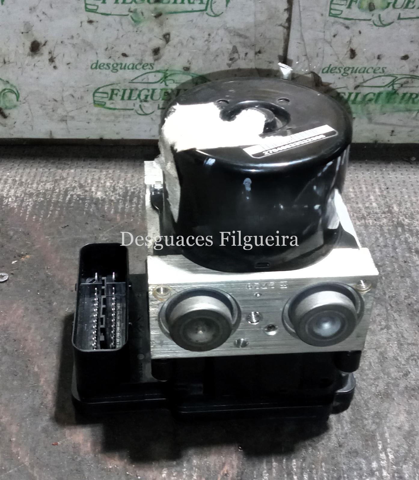 Núcleo ABS de Renault Megane III, 1.5 dCi, 90cv, código de motor K9KH834, año 2011. - Imagen 4