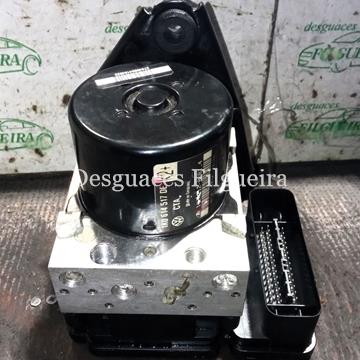 Núcleo ABS de Seat León 1.6 TDI, 90 cv, código de motor CAYB, año 2012. - Imagen 1