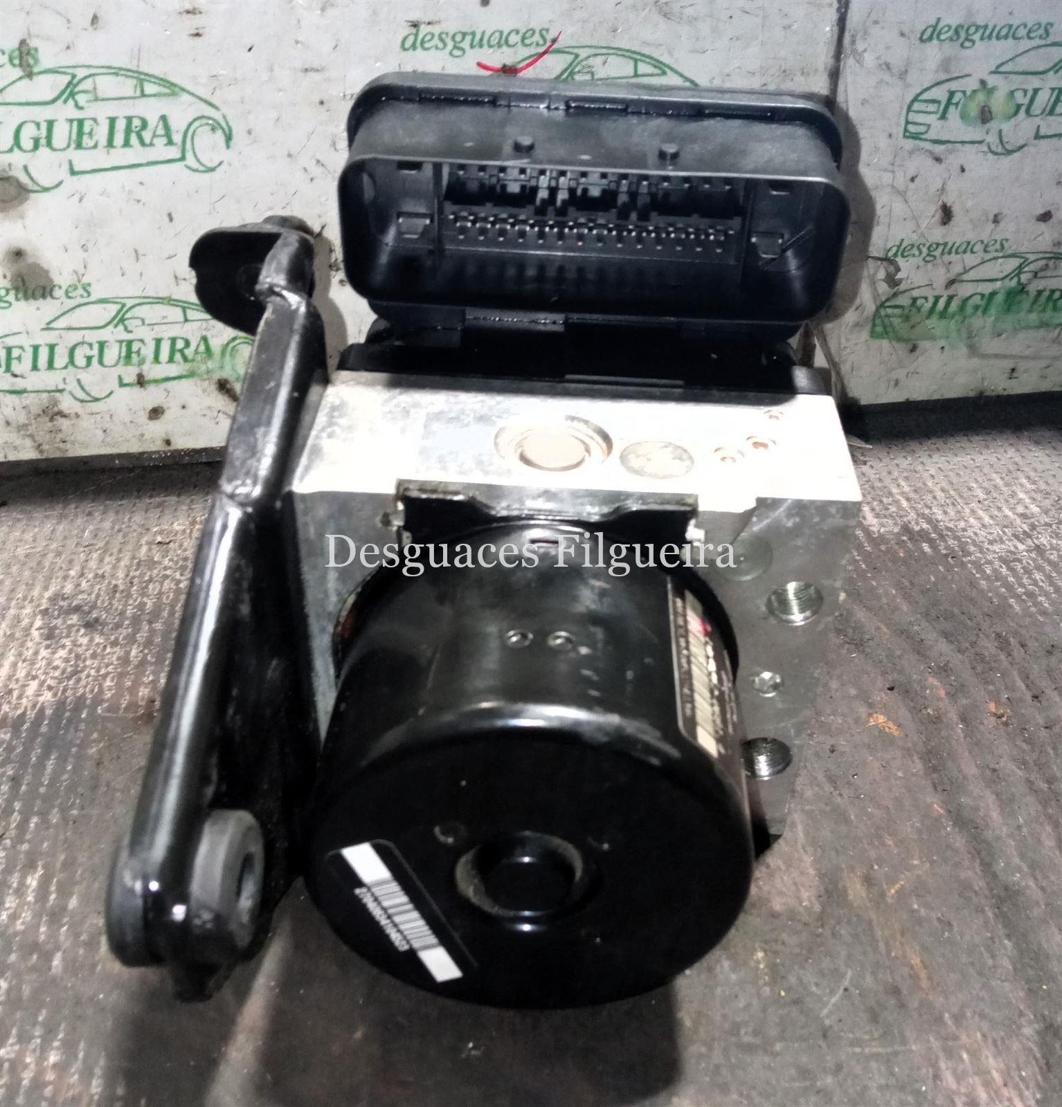 Núcleo ABS de Seat León 1.6 TDI, 90 cv, código de motor CAYB, año 2012. - Imagen 2