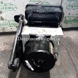 Núcleo ABS de Seat León 1.6 TDI, 90 cv, código de motor CAYB, año 2012. - Imagen 2