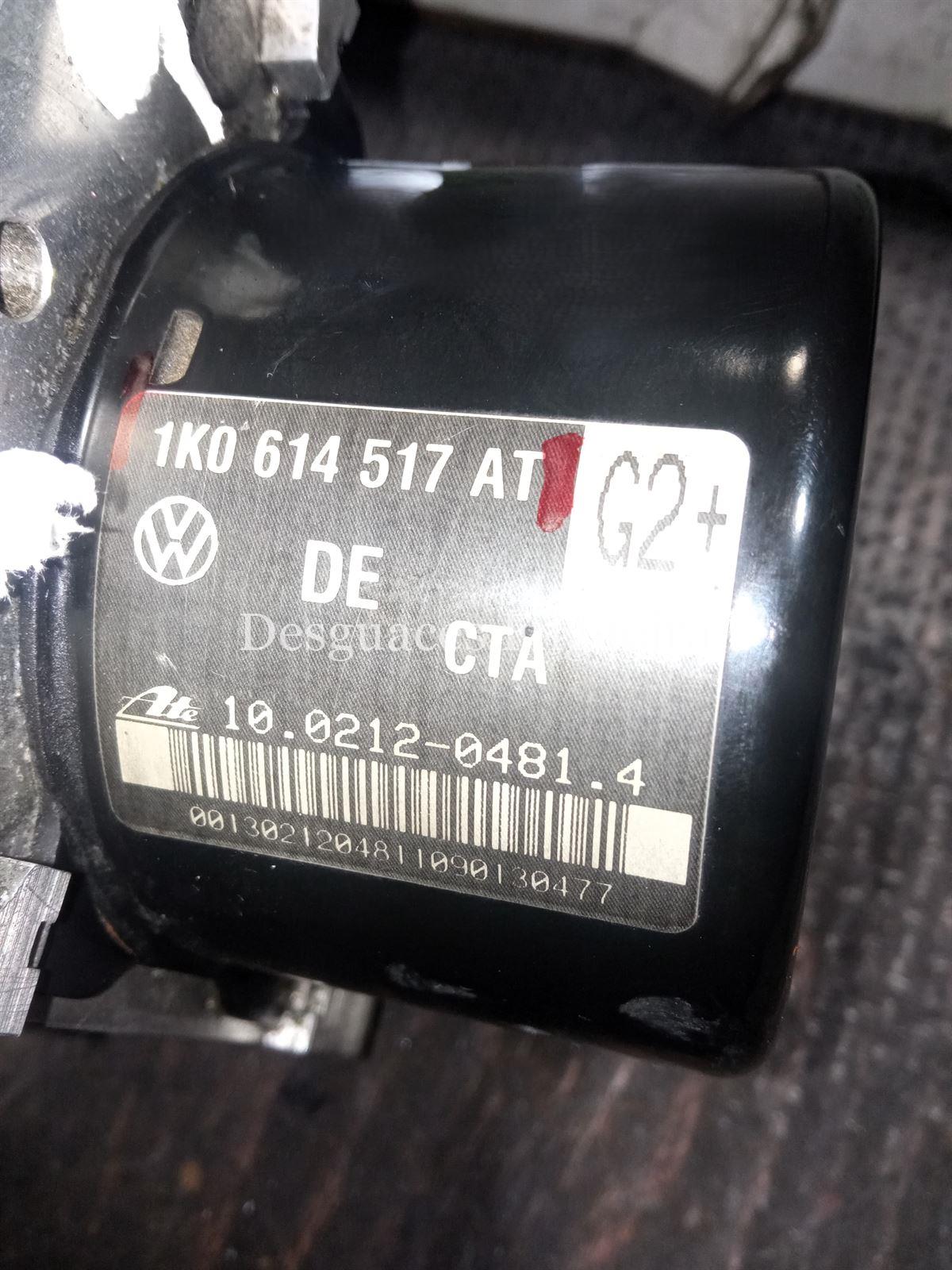 Núcleo ABS de Volkswagen Golf VI 1.6 TDI, 106 cv, código de motor CAY, año 2010. - Imagen 4