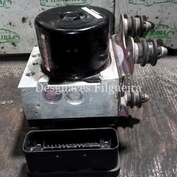 Núcleo ABS de Volkswagen Transporter T5, 1.9 TDI,102 cv, código de moto BRS, año 2008. - Imagen 1