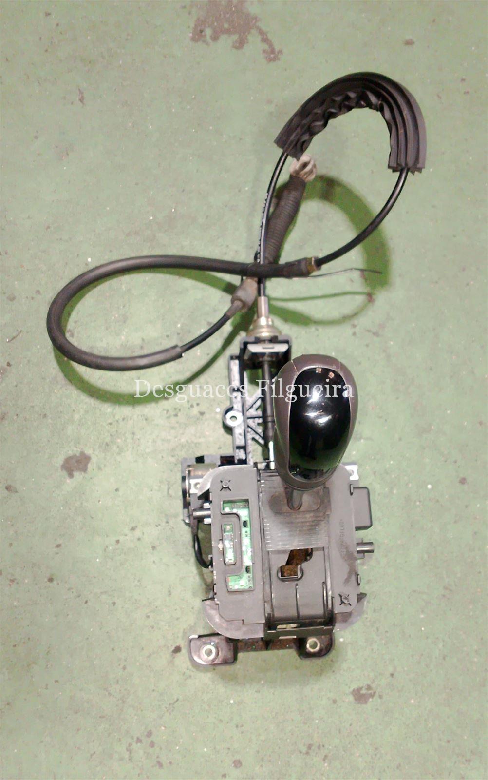 Palanca cambio automatico Mercedes Clase A W168 170CDI A1685400244 - Imagen 1