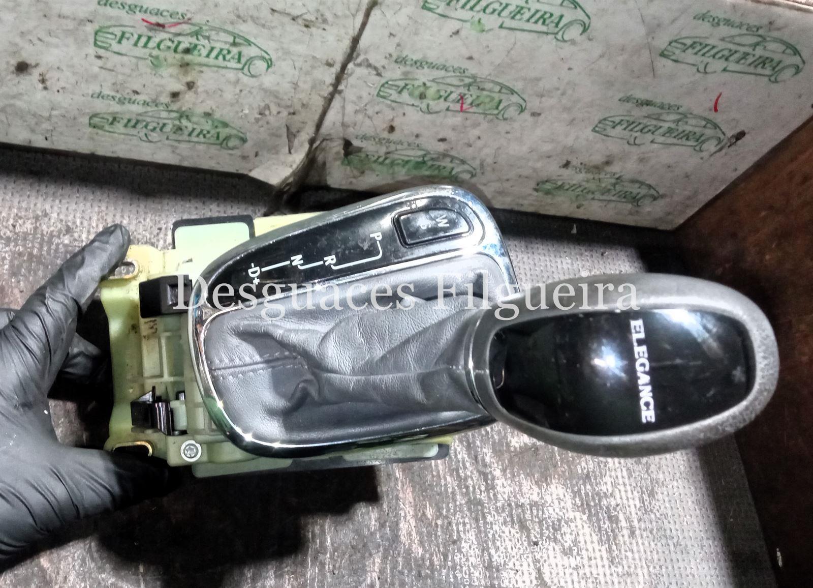 Palanca de cambios automática de Mercedes-Benz Clase C W203, 2.2 220 CDI, 143 cv, código de motor 611962, año 2001. - Imagen 2