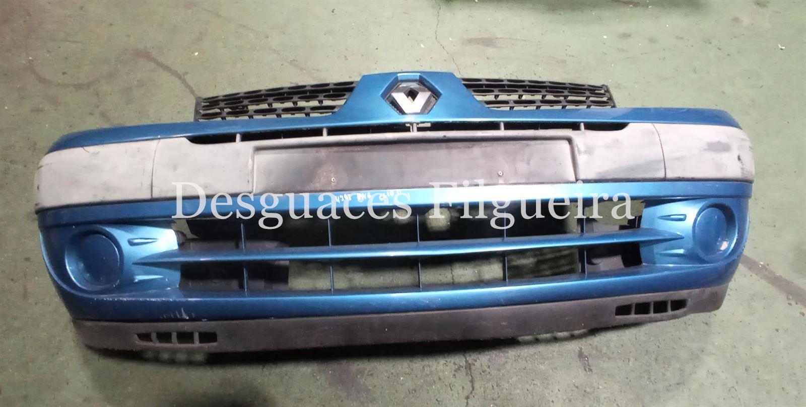 Paragolpes delantero de Renault Clio II fASE i, 1.2 16 V, 75 cv, código de motor D4F 712, año 2001. - Imagen 1
