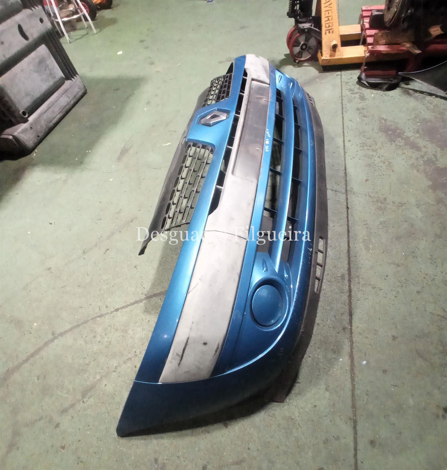 Paragolpes delantero de Renault Clio II fASE i, 1.2 16 V, 75 cv, código de motor D4F 712, año 2001. - Imagen 3