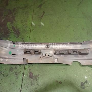 Paragolpes trasero de Peugeot 206, 1.9 D, 69 cv, código de motor WJY, año 2000. - Imagen 2