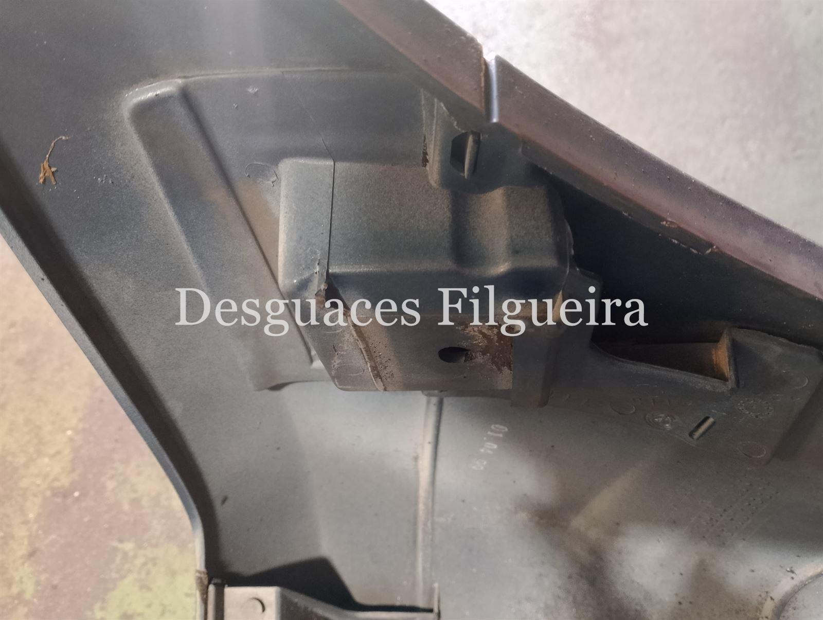 Paragolpes trasero Lancia Delta HPE 1.9 TD - Imagen 6