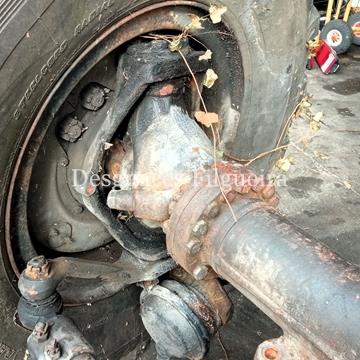 Puente delantero de Pegaso 7217, 170 cv, código de motor 95A1EX2150, año 2002. - Imagen 2