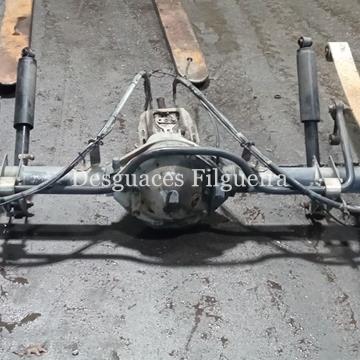 Puente trasero de Mercedes-Benz Spritner 2-t Furgón 211 CDI, 109 cv, código de motor 611981, año 2002. - Imagen 1