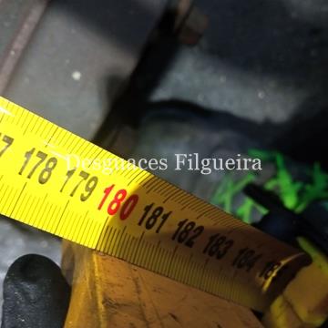 Puente trasero de Mercedes-Benz Spritner 2-t Furgón 211 CDI, 109 cv, código de motor 611981, año 2002. - Imagen 2