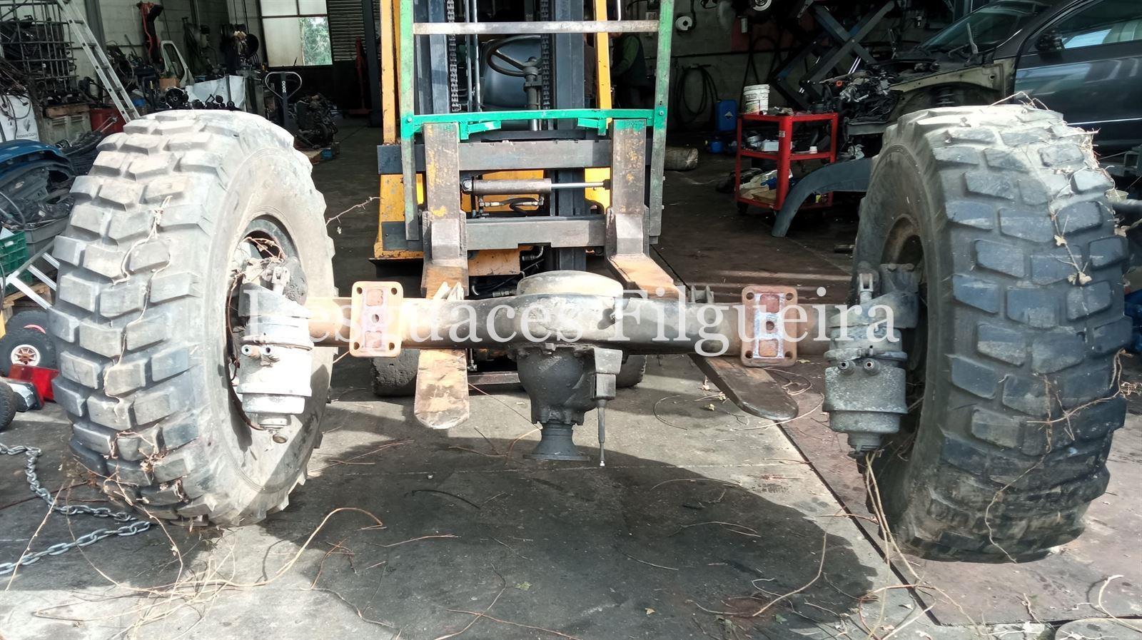 Puente trasero de Pegaso 7217, 170 cv, código de motor 95A1EX2150, año 2002. - Imagen 2