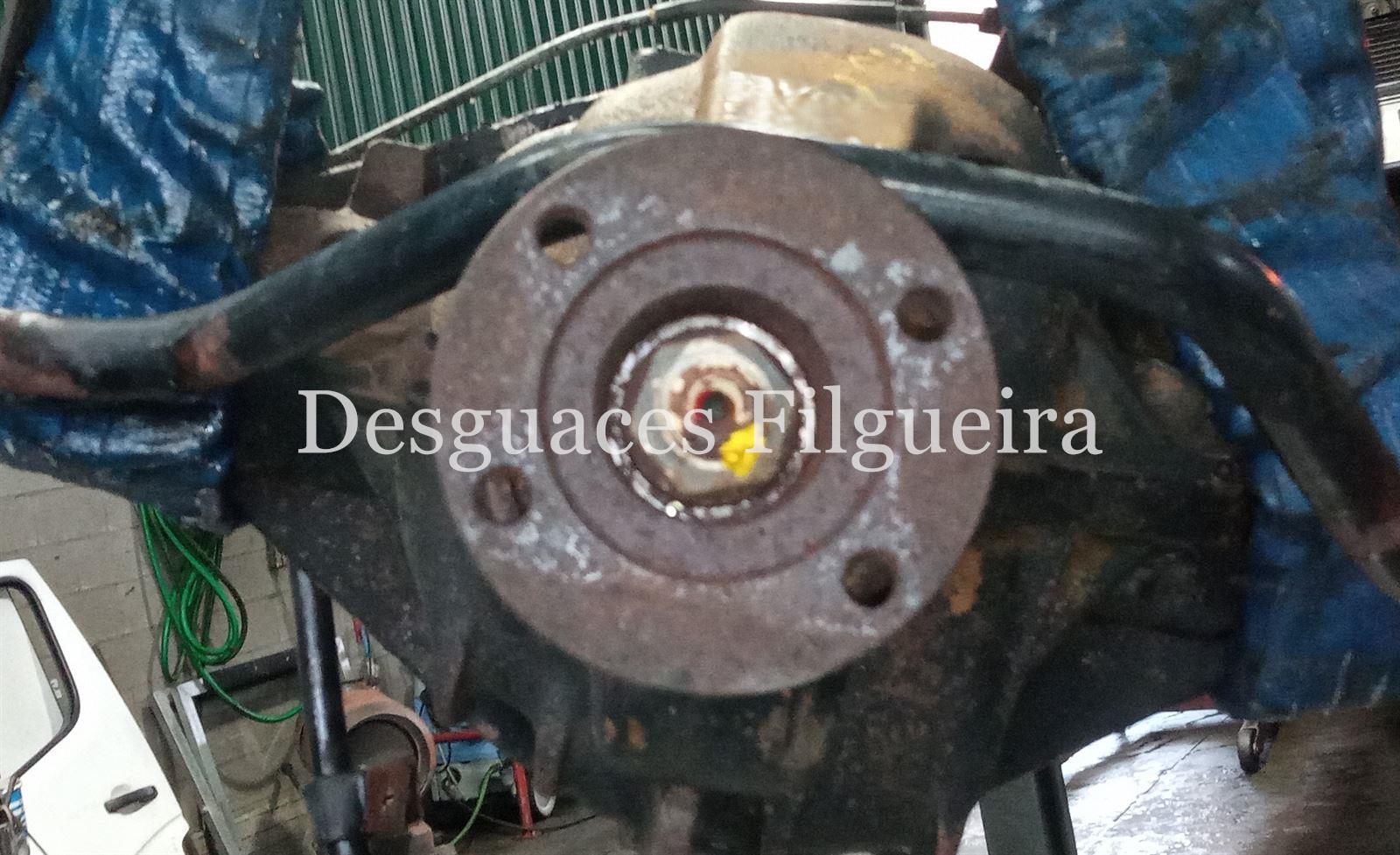 Puente trasero de Ssangyong Musso 2.3 TDI, 101 cv, código de motor D/SY661LA, año 2000. - Imagen 6