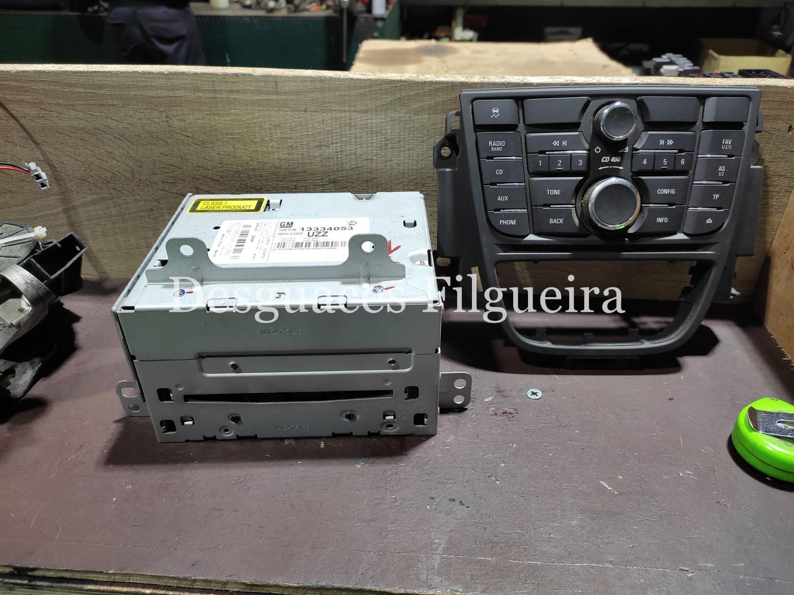 Radio cd con mandos Opel Astra J 1.6 16v - Imagen 1