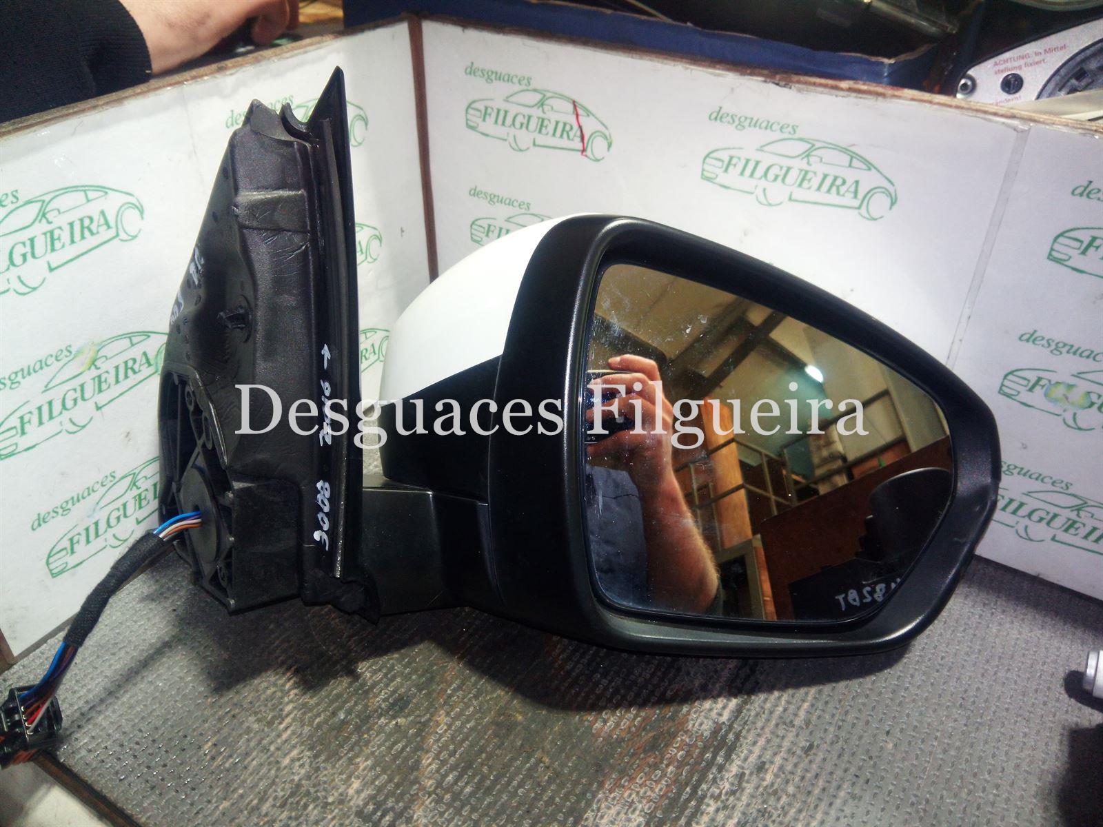 Retrovisor derecho Peugeot 3008 2016 - Imagen 1