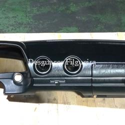 Salpicadero de Mercedes-Benz W 123, 300 D, 88 cv, código de motor OM 617.912, año 1981. - Imagen 1