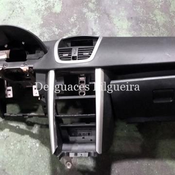 Salpicadero de Peugeot 207 +, 1.4 HDI, 68cv, código de motor 8H01, año 2013. - Imagen 1