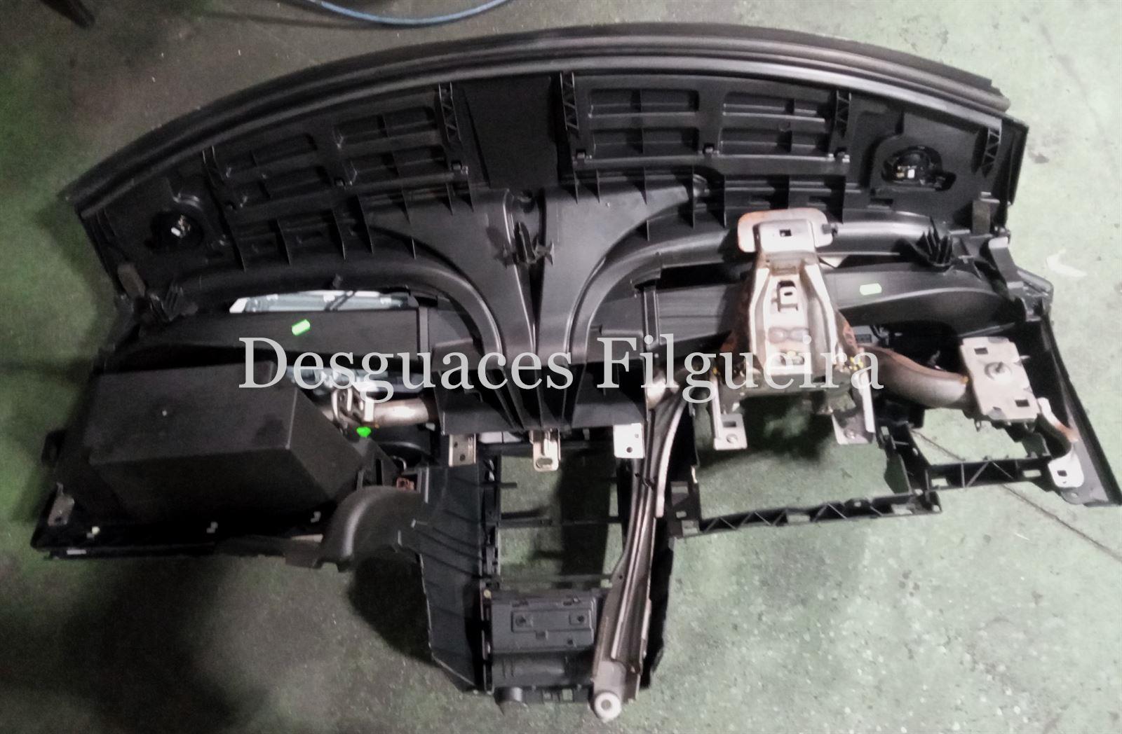 Salpicadero de Peugeot 207 +, 1.4 HDI, 68cv, código de motor 8H01, año 2013. - Imagen 6