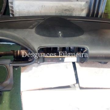 Salpicadero Mercedes Clase C 220 CDI Sportcoupe carrocería 203 - Imagen 1