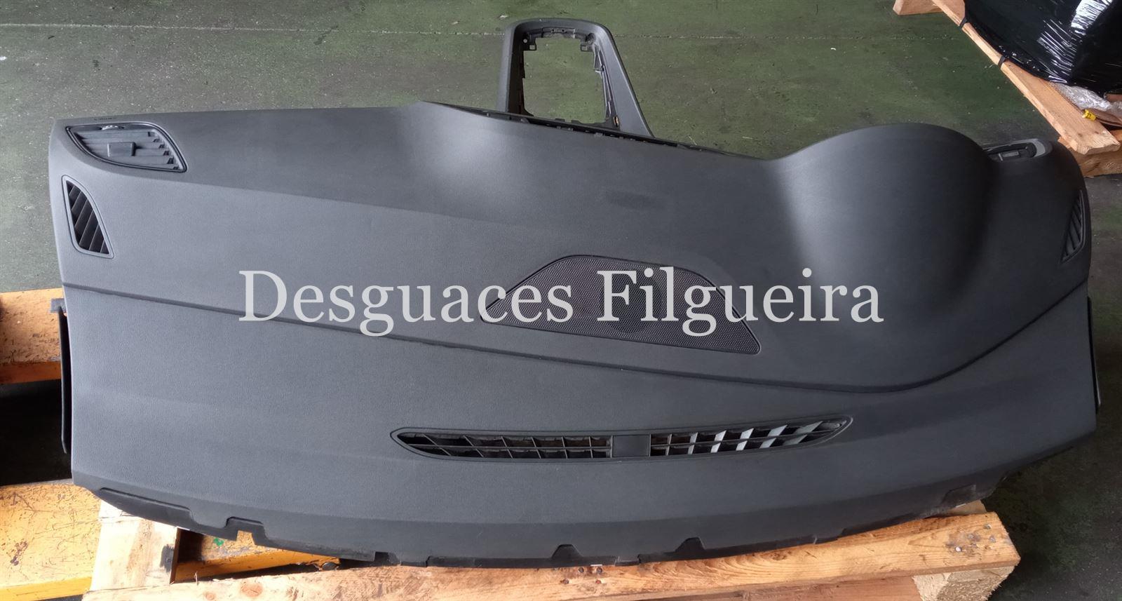 Salpicadero Seat Leon ST 2.0 TDI 2016 con airbag y guantera - Imagen 2