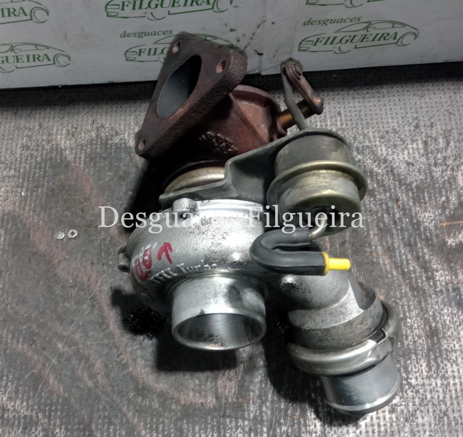 Turbo de Mercedes-Benz Sprinter 2-t Furgón, 208 CDI, 82 cv, código de motor 611.987, año 2001. - Imagen 5
